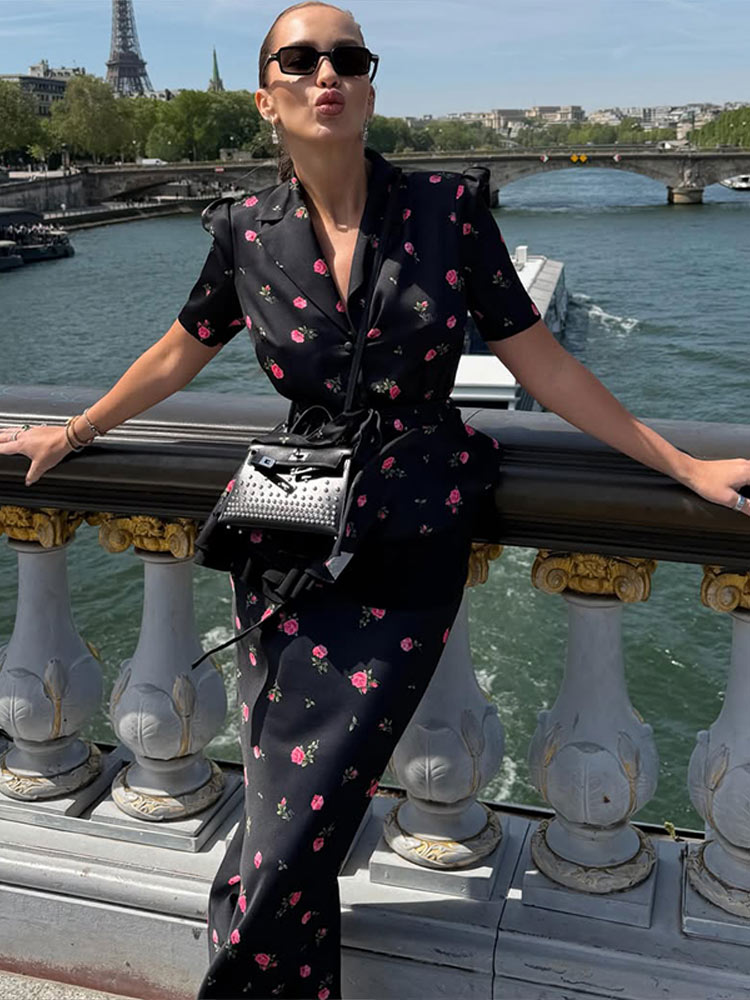 Midi Skirt Floral - Eleganckie damskie komplety: kwiecista marynarka, spódnica